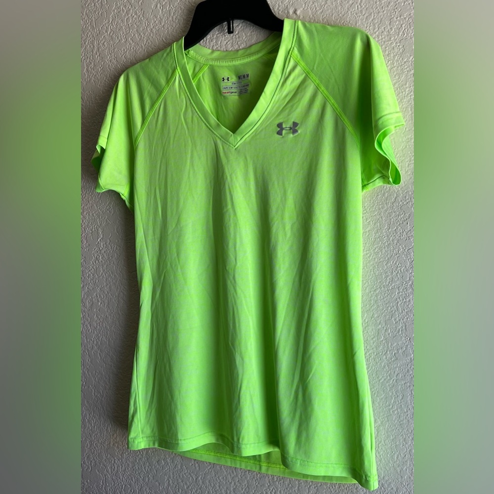 Under Armour, M, heat gear, bright green tee.